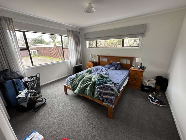 29 Parakai Avenue Parakai_12