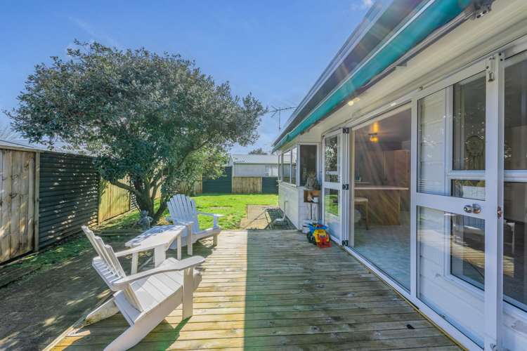 63a Beach Road Pahurehure_19