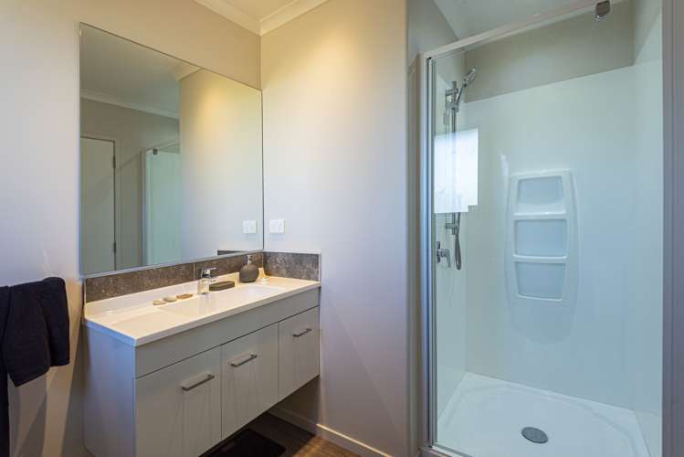 2 Suncrest Lane Port Whangarei_16