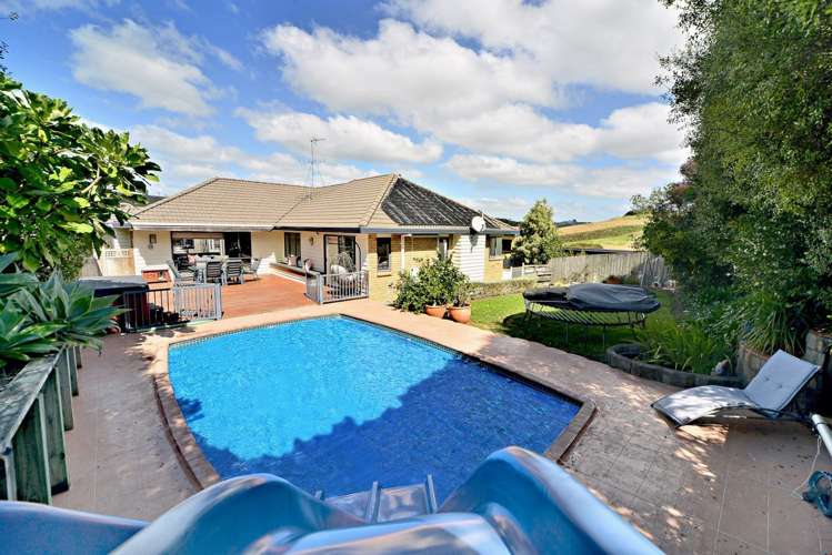 7 Ramoana Mews Cockle Bay_15