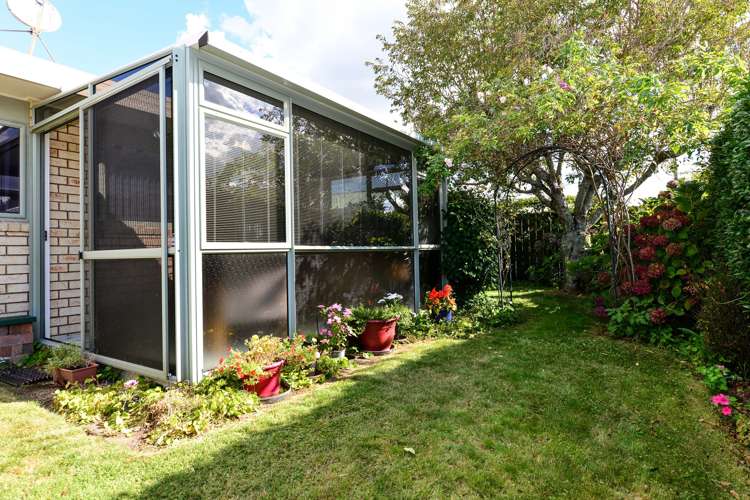 2/38 Sandwich Road Saint Andrews_24