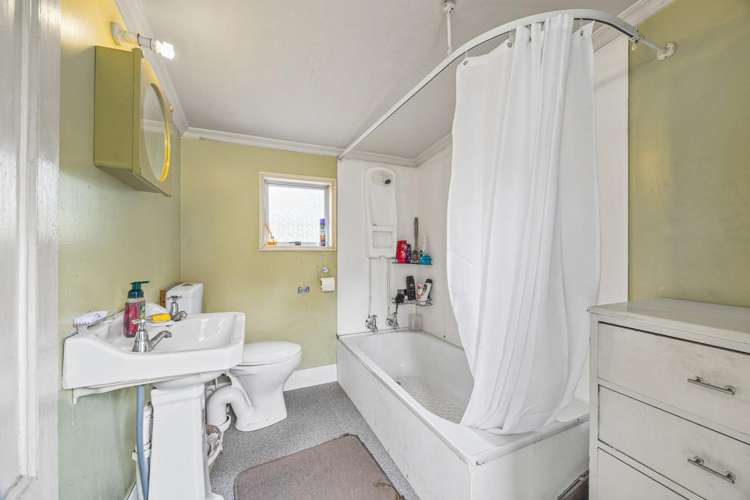 11 Catherine Street Caversham_13