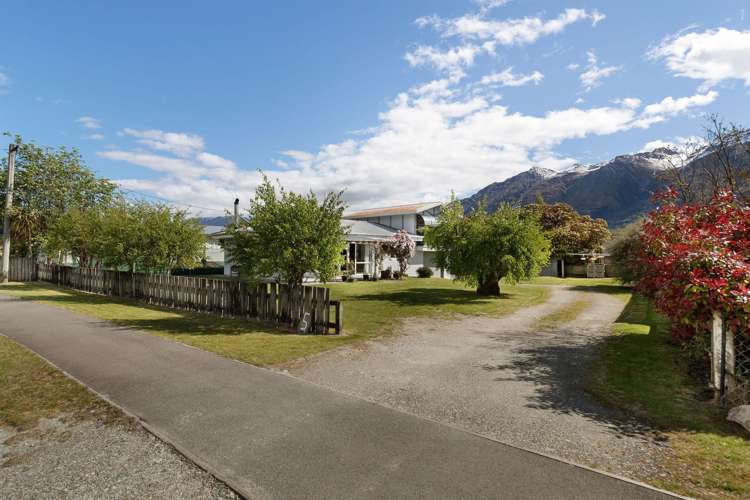 5 Argyle Street Glenorchy_23