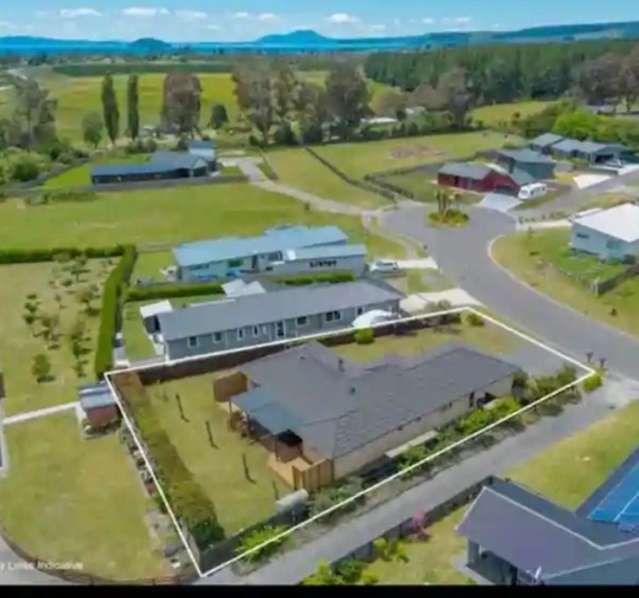 4 bedroom 2 bathroom in Motuoapa Taupo to rent