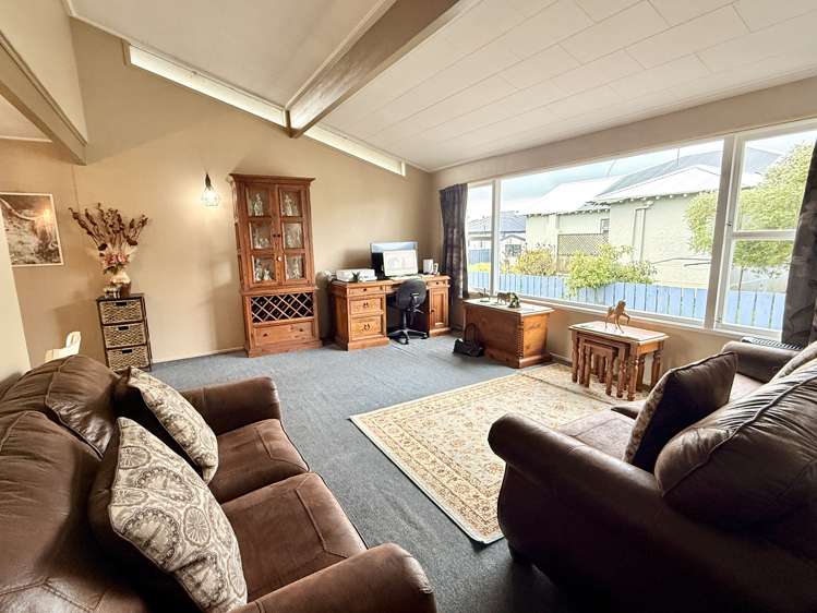 2/64 Hensley Street Gladstone_11