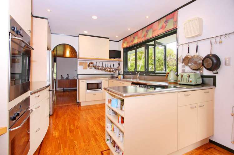 78a Beach Road Mellons Bay_10