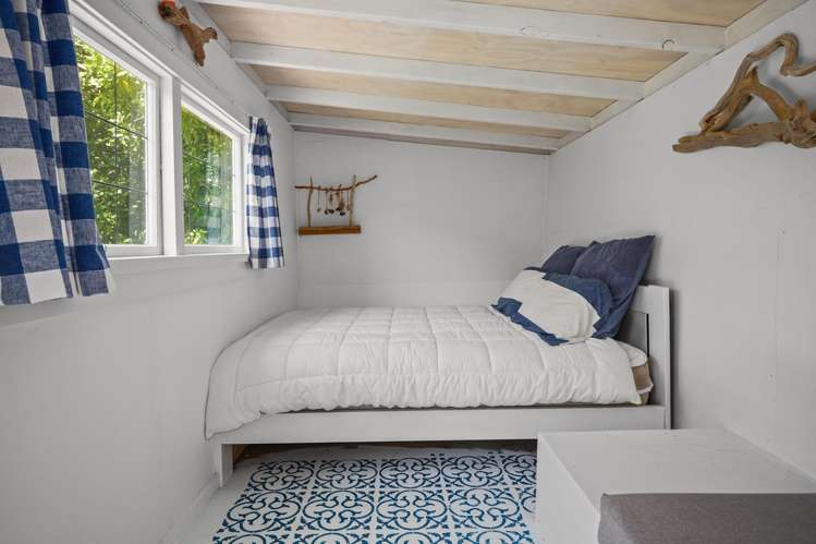 10 Cathedral Road Gore Bay_17