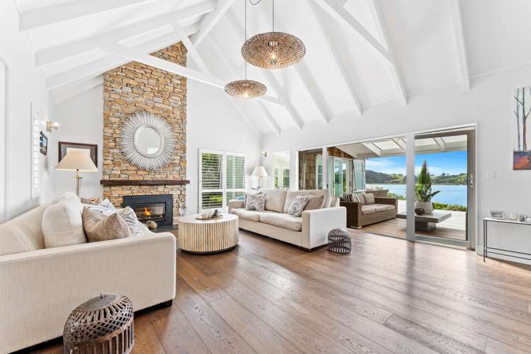 9 Young Street Mahurangi East_6