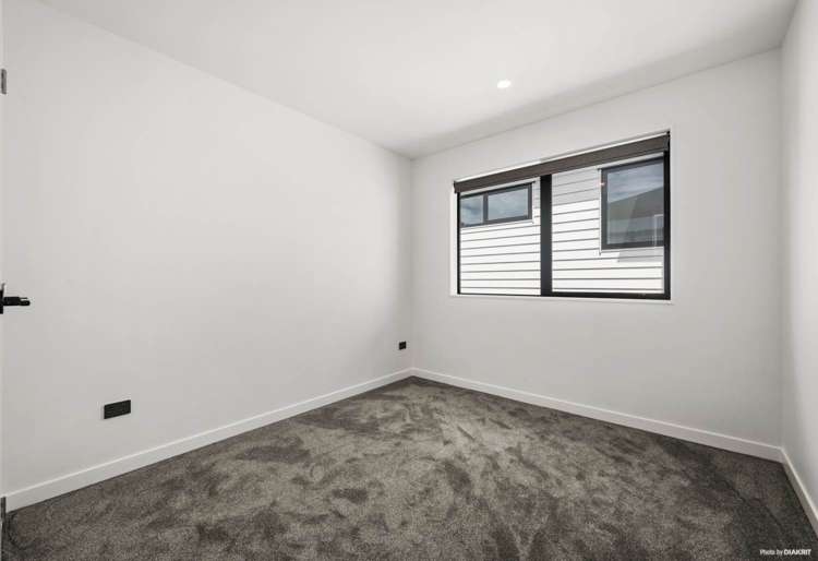 5 Spars Road Milldale_10