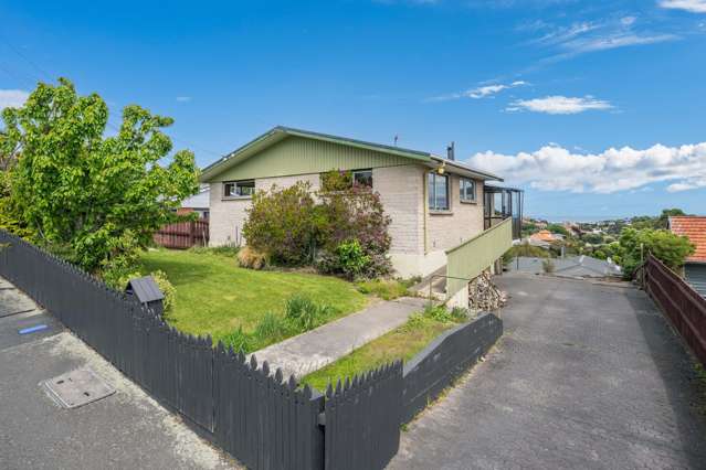 A classic family home with views to love!