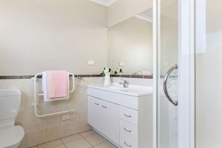3 Baverton Drive Flat Bush_23