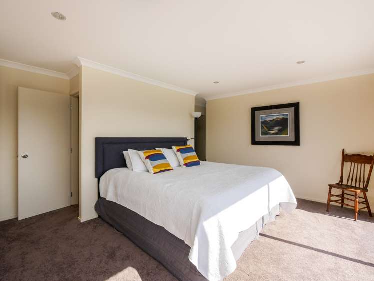 297 Highcliff Road Highcliff_17