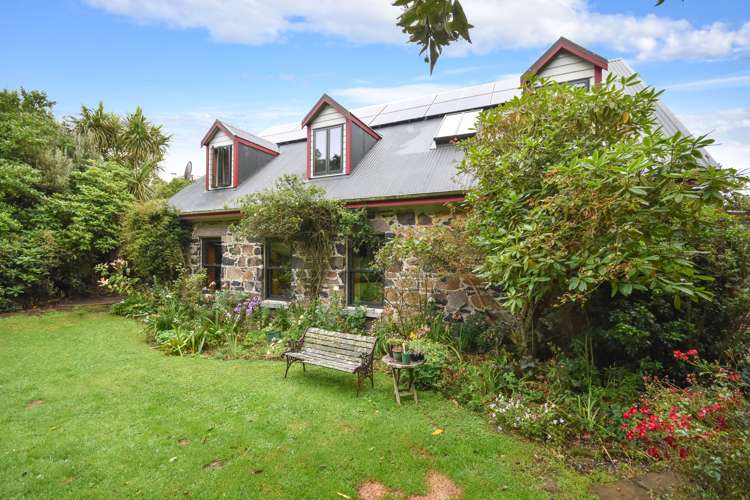 80 Purakaunui Road Mihiwaka_1