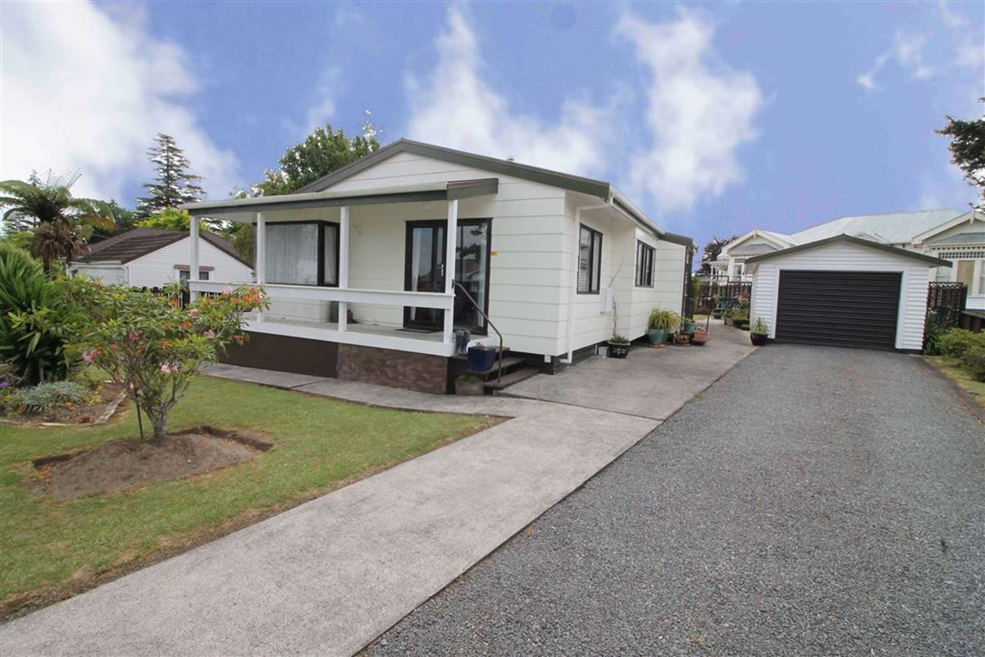 8 Russell Avenue Te Aroha_0