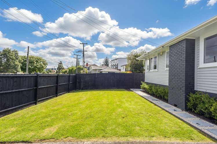 38 Valonia Street New Windsor_18