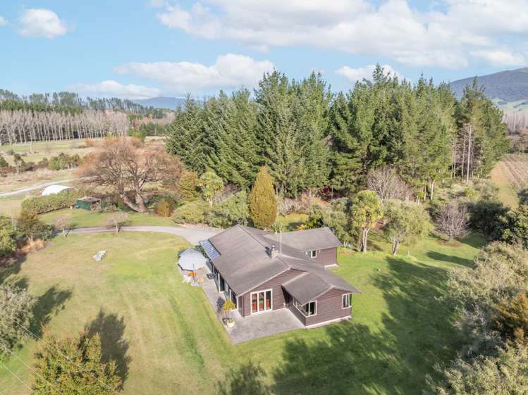 123 Grace Road Turangi_32