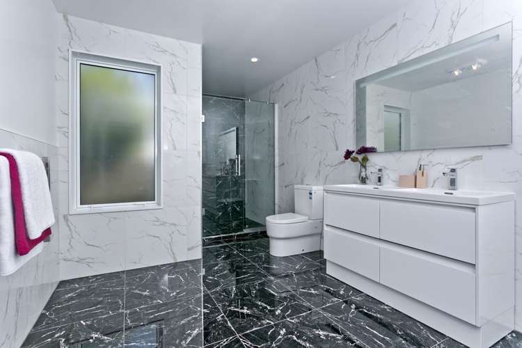 17 Orewa Heights Crescent Orewa_19