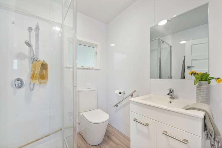 Flat 1/229 Kawai Street South Nelson South_11