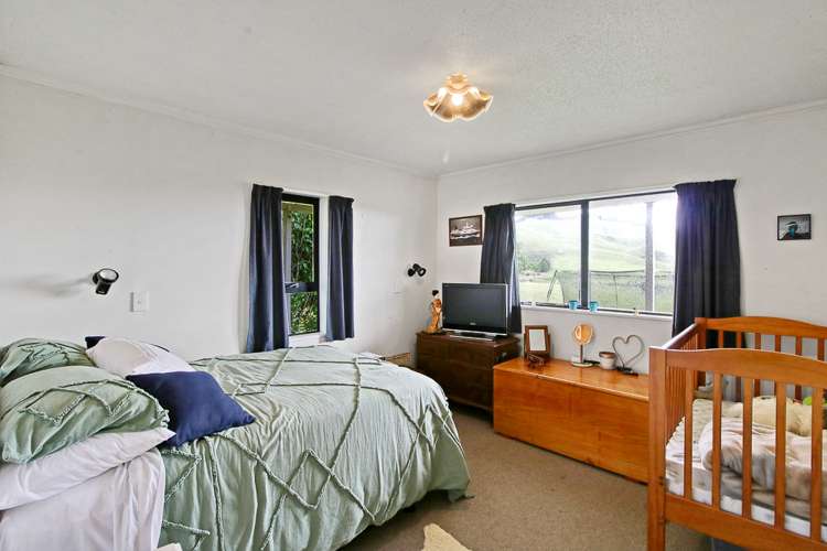 631 Waitohu Valley Road Manakau_14