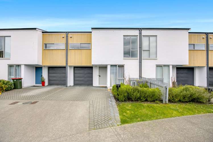 35 Roundel Crescent_1