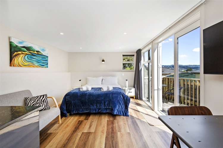 32 Cavendish Square Strathmore Park_24