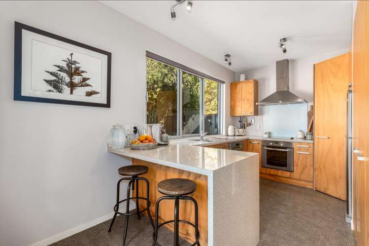 14 Jessie Street Petone_4