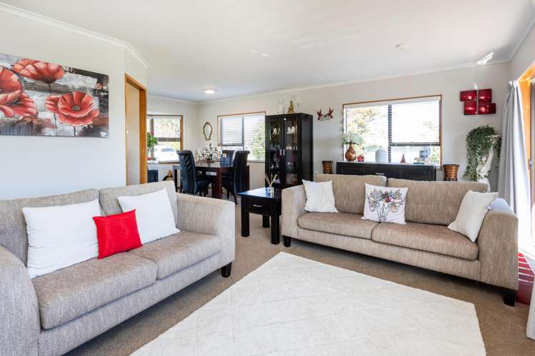 1/7 Gerald Stokes Avenue Helensville_1