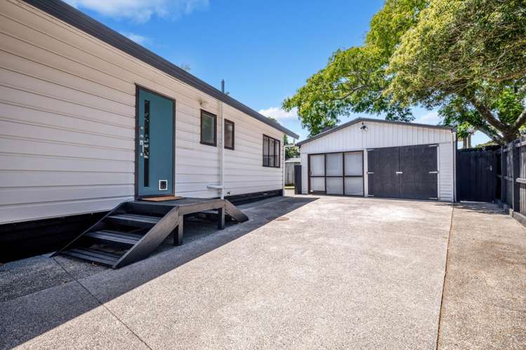 7 Leven Lane Totara Heights_26