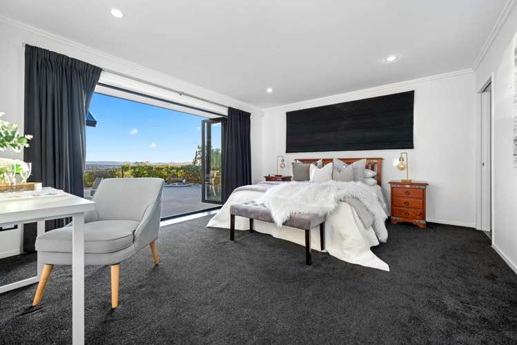 61 Somerton Drive Huntington_10