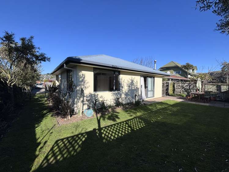 13a Charlesworth Street Woolston_15