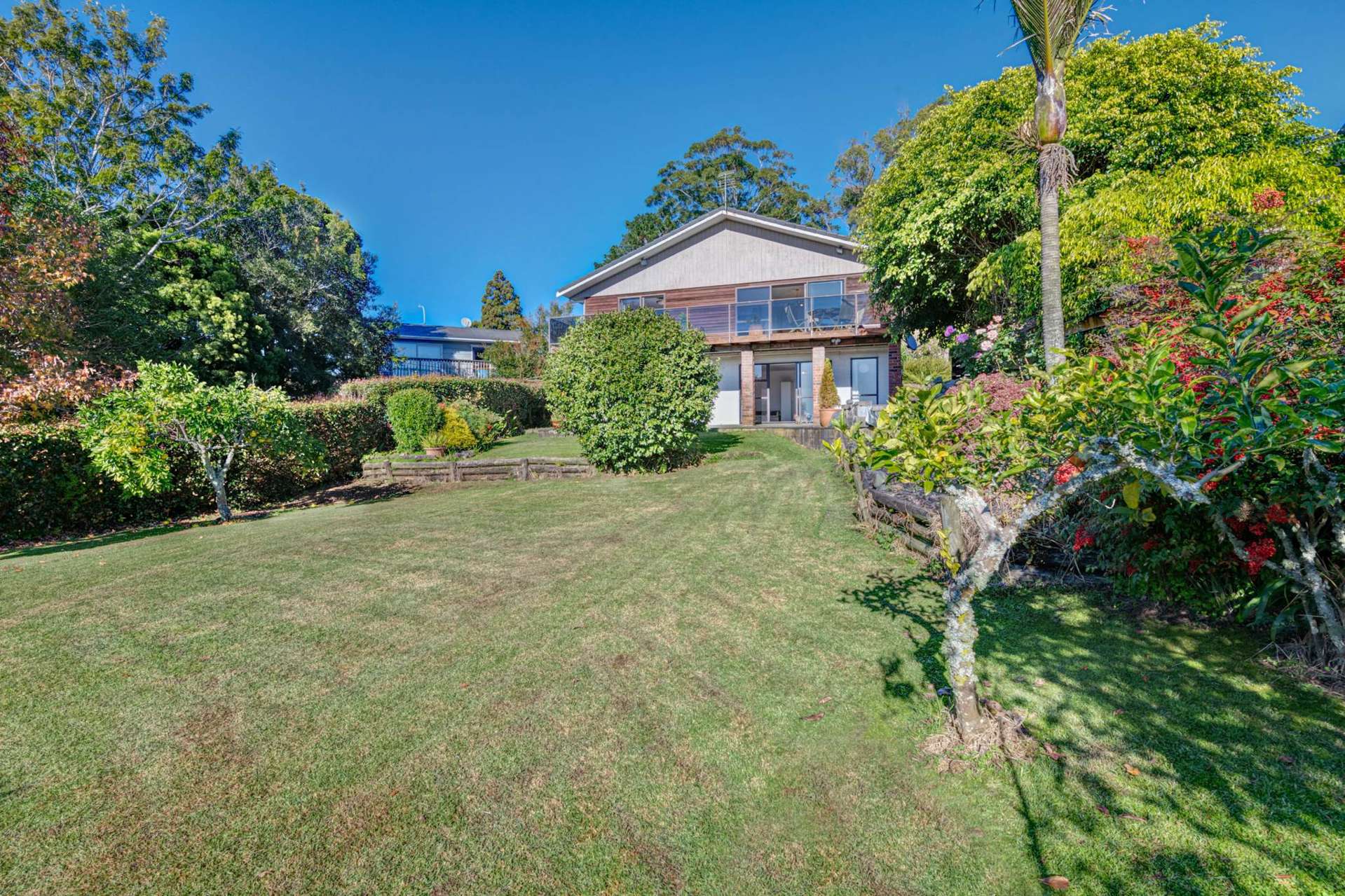 24 Tawhana Crescent Red Beach_0