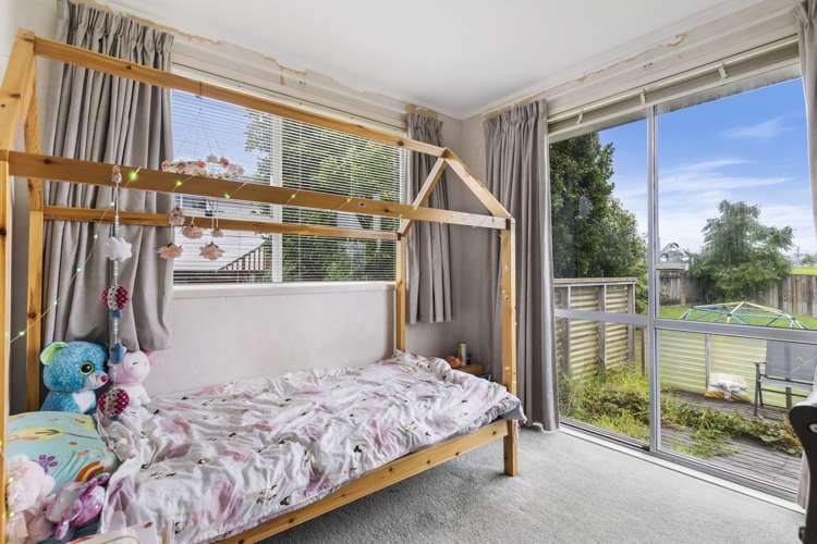 17 Roick Parade Glen Eden_21