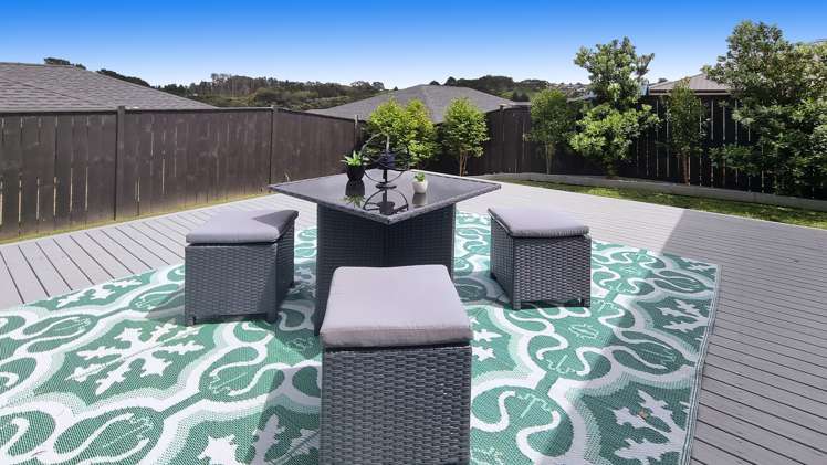 3 Tararua Street Massey_15