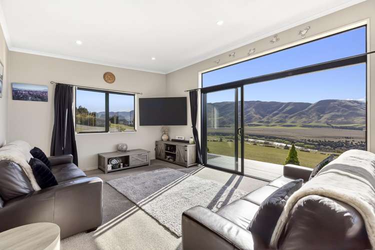 98 Riverview Road Queensberry_9