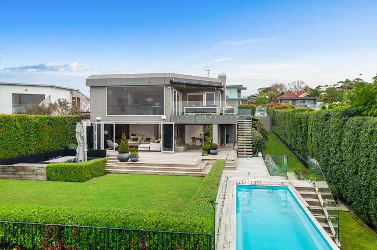 Auction Of Multi Million Dollar Mansion The One To Watch All Things Property Under Oneroof