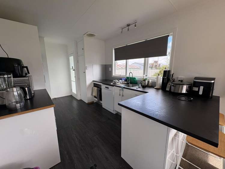 12 Sunnyside Road 1112_3