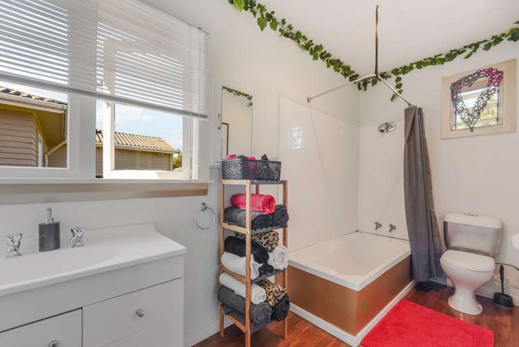 3 Dillons Point Road Islington_12