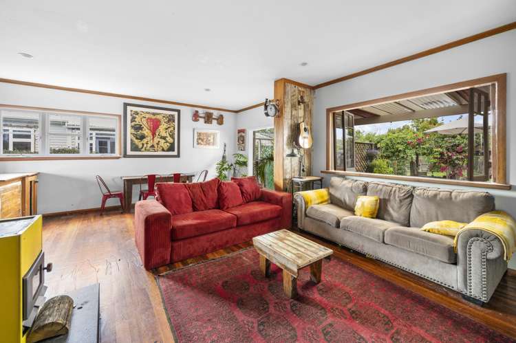 720 Kowhai Street Mahora_2