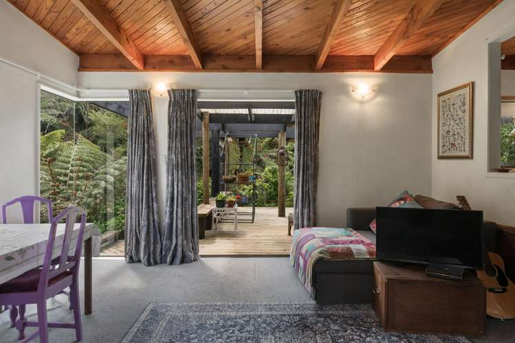 60 Victoria Street Waikino_6