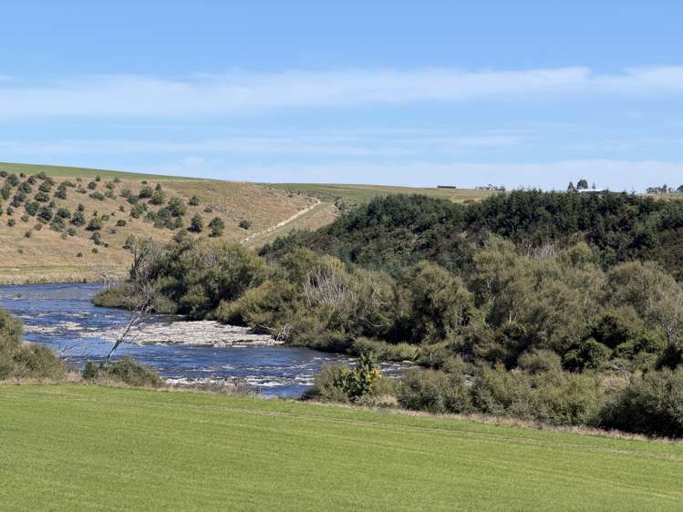 675 Black Bridge Road Ashley Downs_16