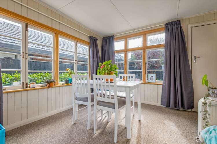 8 Graham Place West End_9