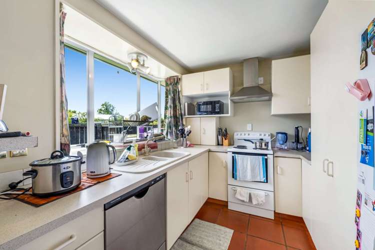 1b Charles Upham Avenue Hillmorton_6