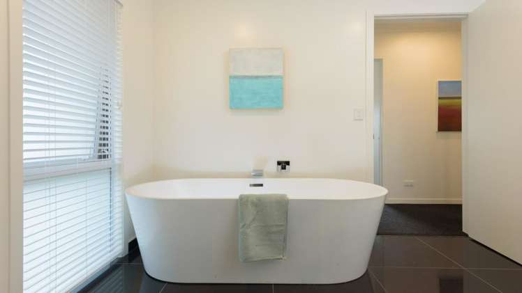 90 Castlewold Drive Bethlehem_17