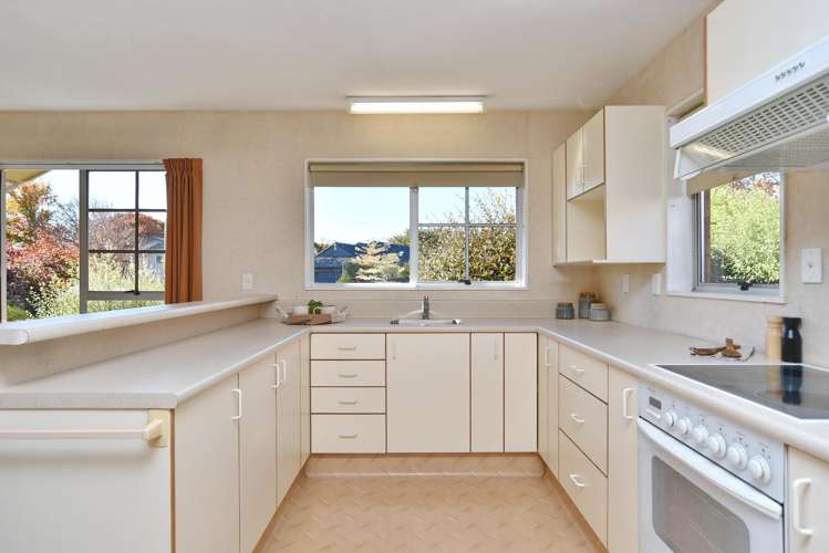 36 Highland Place Avonhead_2