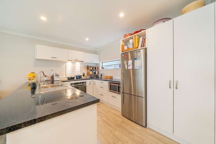 26 Latimer Way Petone_8