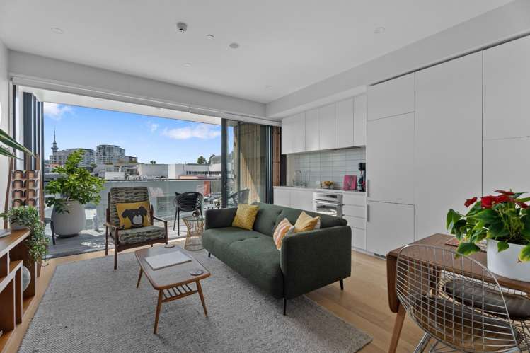 304/10-12 Mackelvie Street 10031_1