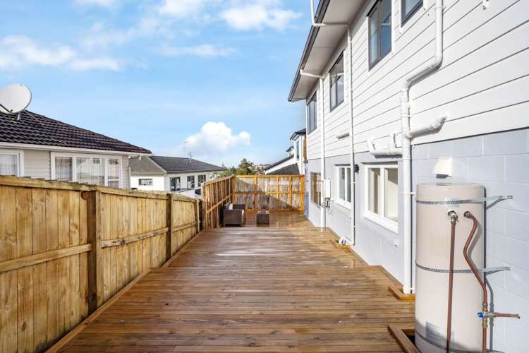 120 Golf Road New Lynn_4