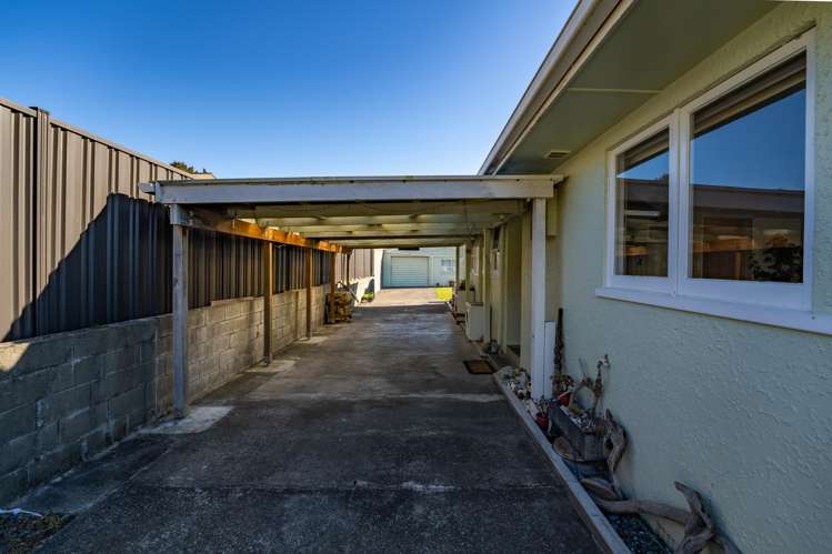 36 Churchill Avenue Richmond_19