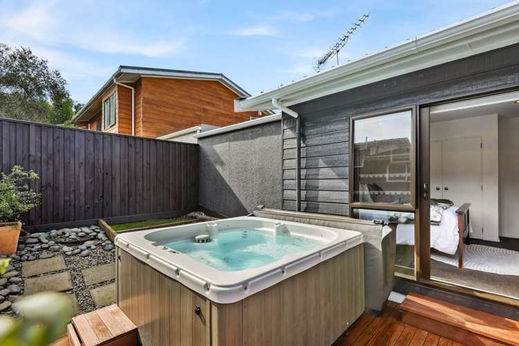 1/17 Glamorgan Drive Torbay_5