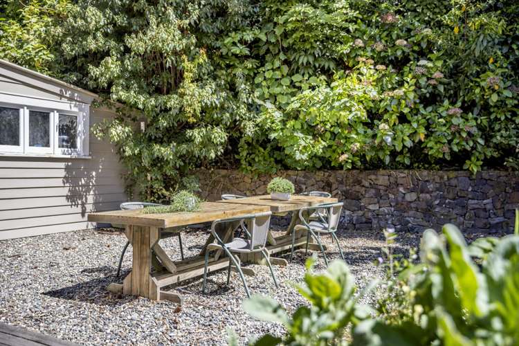 373 York Place Central City_17